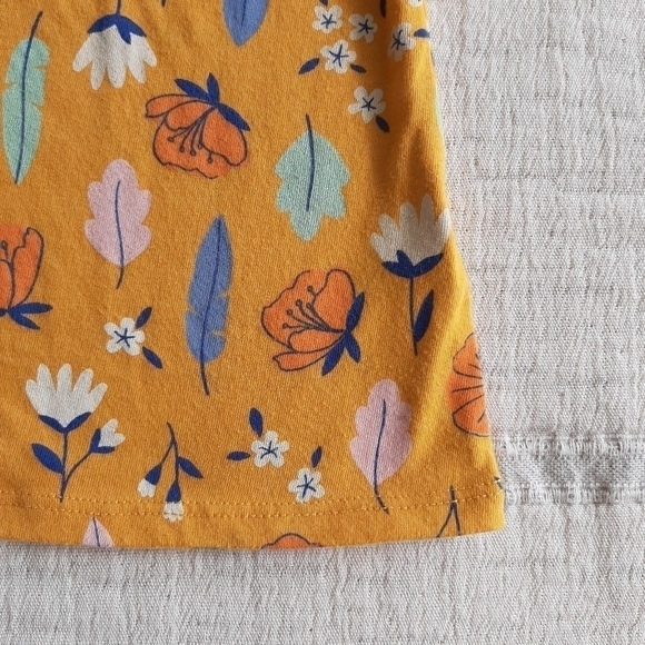 Cat & Jack floral top size 5T - Picture 5 of 6